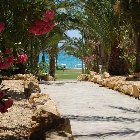 Montiboli Beachfront Holidays Apartment *