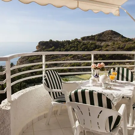 Montiboli Beachfront Holidays מלון ויאחויוסה